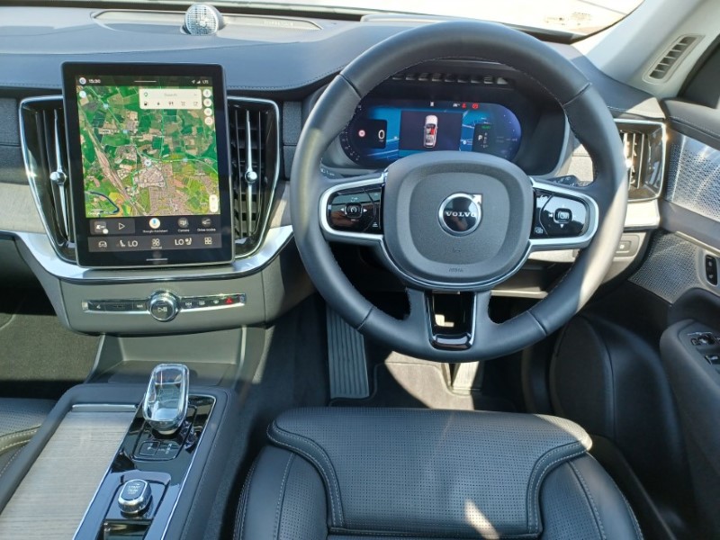 2025 (75) VOLVO XC90 2.0 T8 PHEV Ultra Dark 5dr AWD Geartronic 5614173