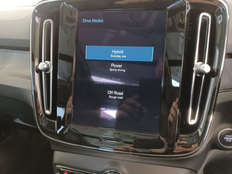 2023 (23) VOLVO XC40 1.5 T5 Recharge PHEV Ultimate Dark 5dr Auto 5569282