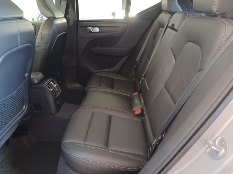 2023 (23) VOLVO XC40 1.5 T5 Recharge PHEV Ultimate Dark 5dr Auto 5569308