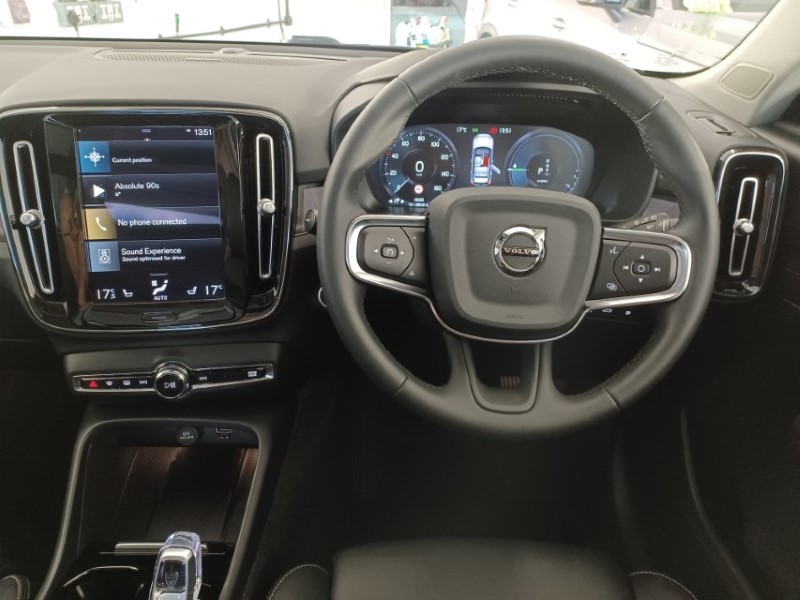 2023 (23) VOLVO XC40 1.5 T5 Recharge PHEV Ultimate Dark 5dr Auto 5569295