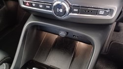 2023 (23) VOLVO XC40 1.5 T5 Recharge PHEV Ultimate Dark 5dr Auto 5569274