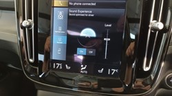 2023 (23) VOLVO XC40 1.5 T5 Recharge PHEV Ultimate Dark 5dr Auto 5569281