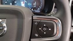 2023 (23) VOLVO XC40 1.5 T5 Recharge PHEV Ultimate Dark 5dr Auto 5569273