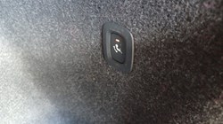 2023 (23) VOLVO XC40 1.5 T5 Recharge PHEV Ultimate Dark 5dr Auto 5569299