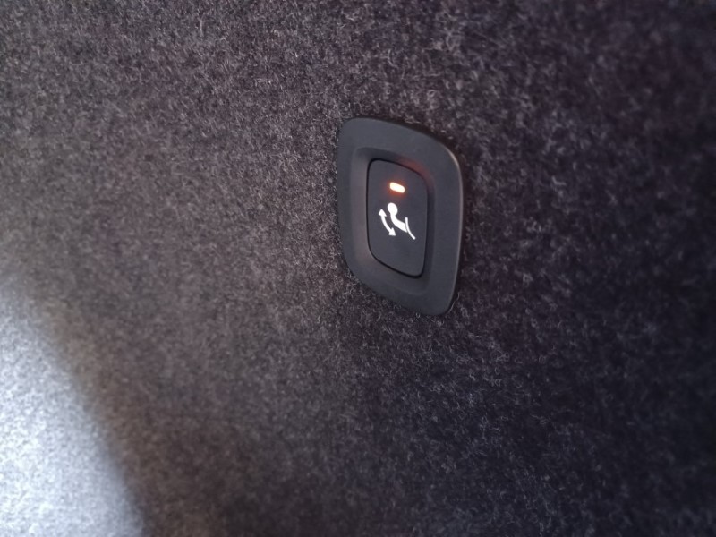2023 (23) VOLVO XC40 2.0 B3P Plus Dark 5dr Auto 5578494