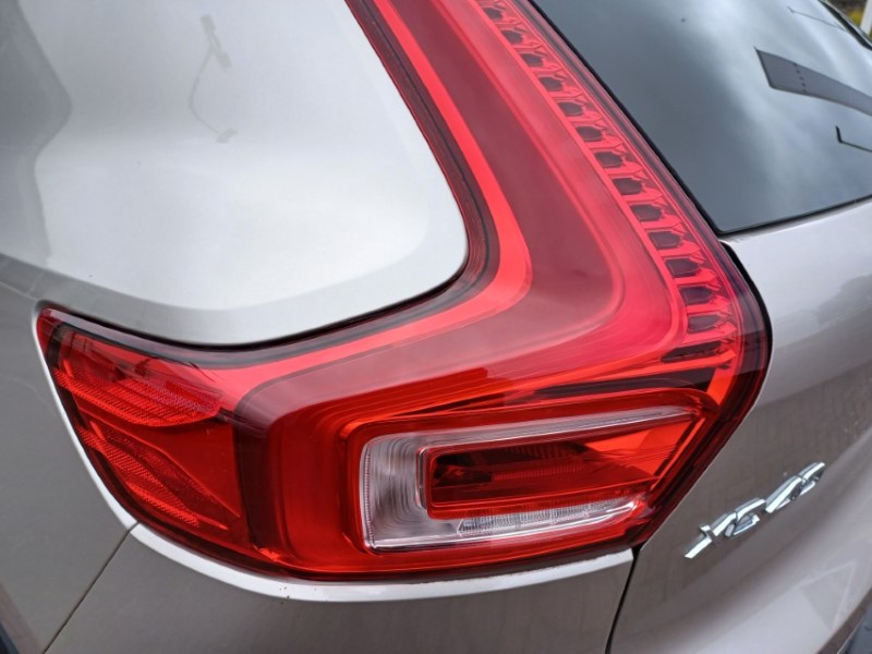 2023 (23) VOLVO XC40 2.0 B3P Plus Dark 5dr Auto 5578518