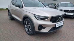 2023 (23) VOLVO XC40 2.0 B3P Plus Dark 5dr Auto 5578467
