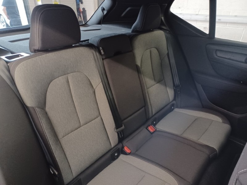 2023 (23) VOLVO XC40 2.0 B3P Plus Dark 5dr Auto 5578500