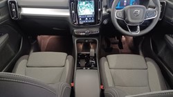 2023 (23) VOLVO XC40 2.0 B3P Plus Dark 5dr Auto 5578502