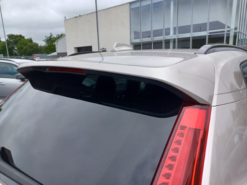 2023 (23) VOLVO XC40 2.0 B3P Plus Dark 5dr Auto 5578519