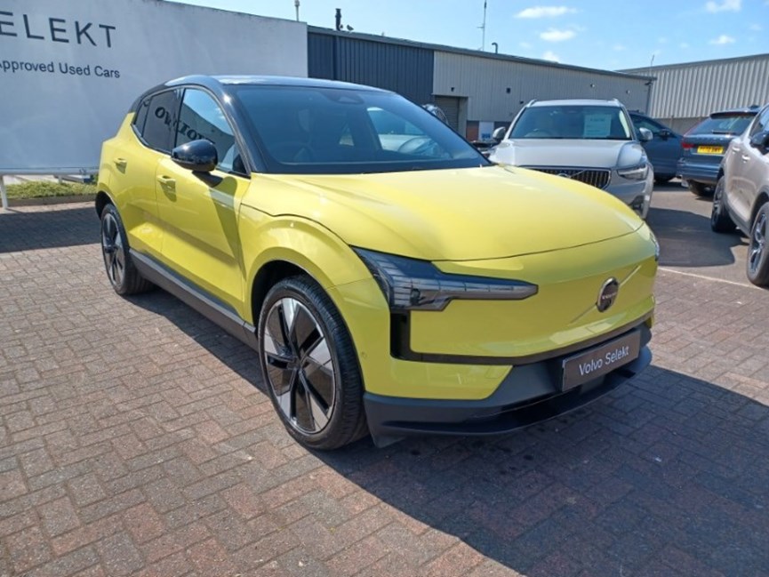 2025 (75) VOLVO EX30 200kW SM Extended Range Ultra 69kWh 5dr Auto
