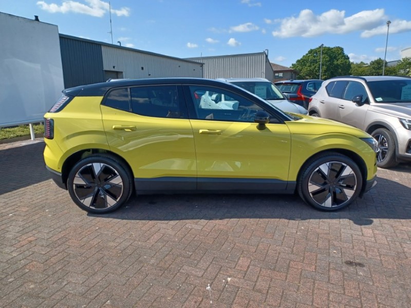 2025 (75) VOLVO EX30 200kW SM Extended Range Ultra 69kWh 5dr Auto 5628798