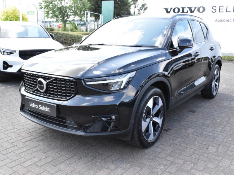 2025 (75) VOLVO XC40 2.0 B3P Plus Dark 5dr Auto 5637935