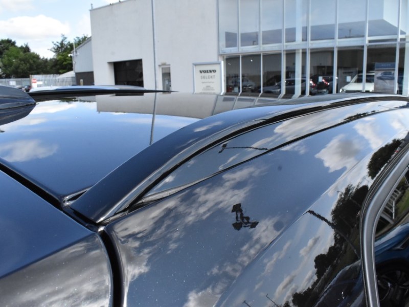 2025 (75) VOLVO XC40 2.0 B3P Plus Dark 5dr Auto 5637982