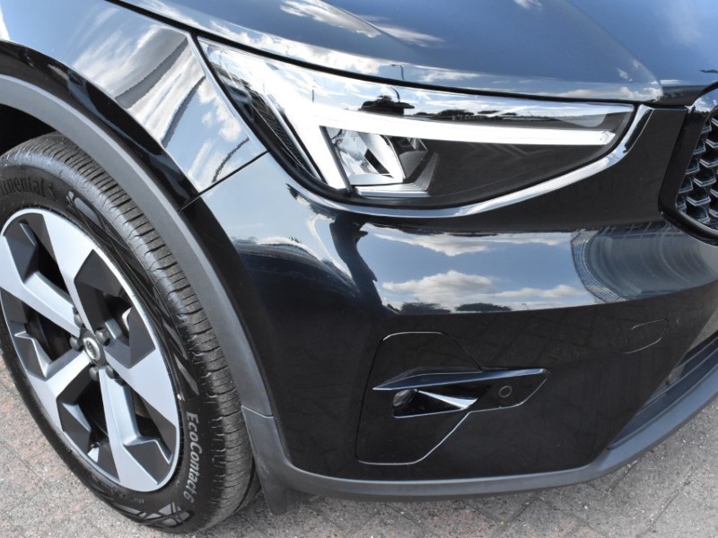 2025 (75) VOLVO XC40 2.0 B3P Plus Dark 5dr Auto 5637988