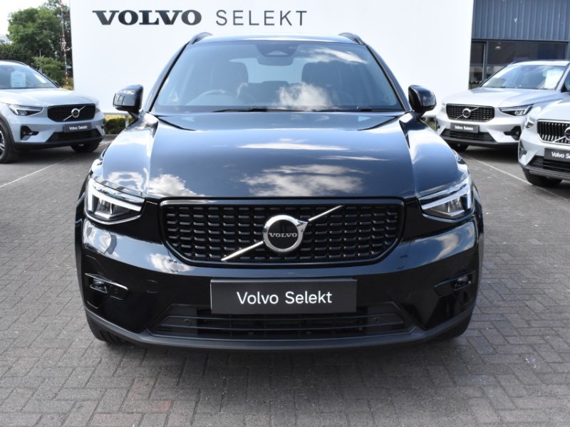 2025 (75) VOLVO XC40 2.0 B3P Plus Dark 5dr Auto 5637934