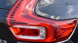 2025 (75) VOLVO XC40 2.0 B3P Plus Dark 5dr Auto 5637992