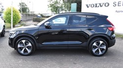 2025 (75) VOLVO XC40 2.0 B3P Plus Dark 5dr Auto 5637939