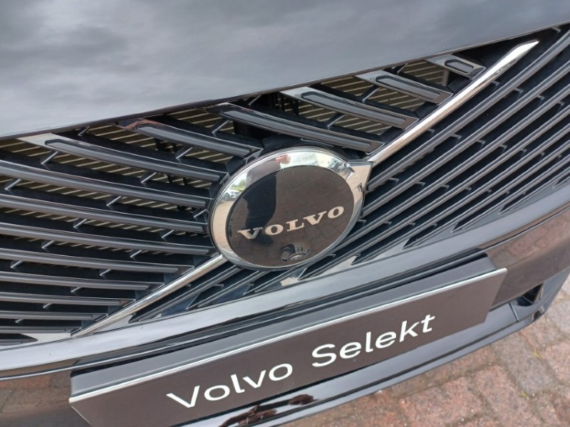 2025 (75) VOLVO XC90 2.0 T8 PHEV Plus Pro Dark 5dr AWD Geartronic 5661571