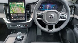 2025 (75) VOLVO XC90 2.0 T8 PHEV Plus Pro Dark 5dr AWD Geartronic 5661524
