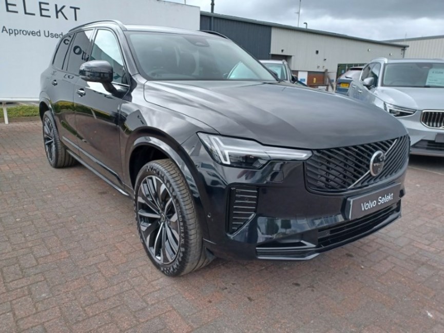 2025 (75) VOLVO XC90 2.0 T8 PHEV Plus Pro Dark 5dr AWD Geartronic