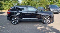 2024 (24) VOLVO XC40 2.0 B3P Plus Dark 5dr Auto 5634415