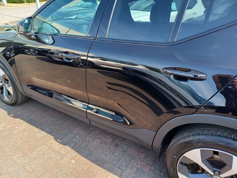 2024 (24) VOLVO XC40 2.0 B3P Plus Dark 5dr Auto 5634460