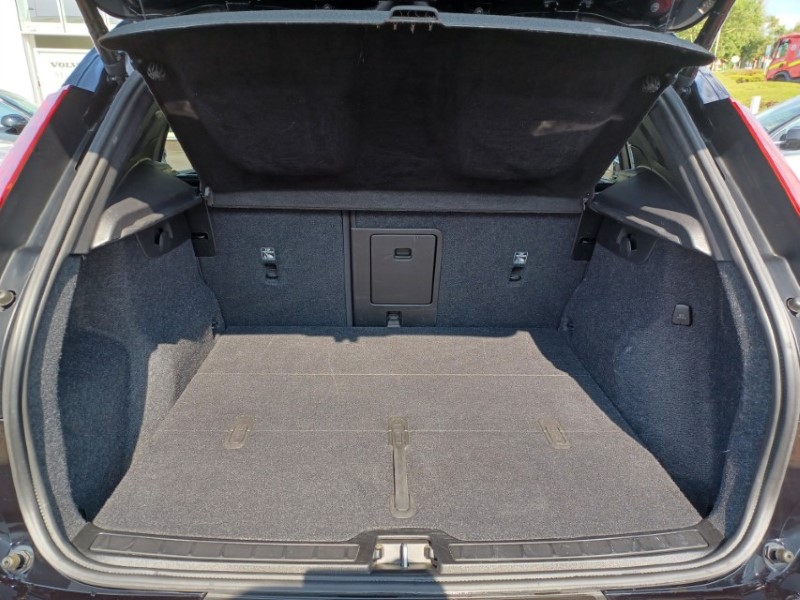 2024 (24) VOLVO XC40 2.0 B3P Plus Dark 5dr Auto 5634449