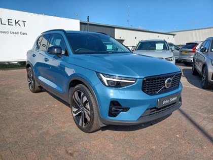 2024 (74) VOLVO XC40 2.0 B4P Ultra Dark 5dr Auto