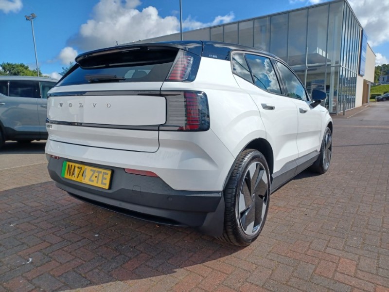 2024 (74) VOLVO EX30 200kW SM Extended Range Plus 69kWh 5dr Auto 5663683