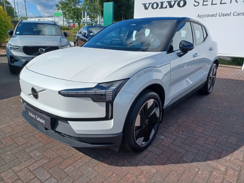2024 (74) VOLVO EX30 200kW SM Extended Range Plus 69kWh 5dr Auto 5663680