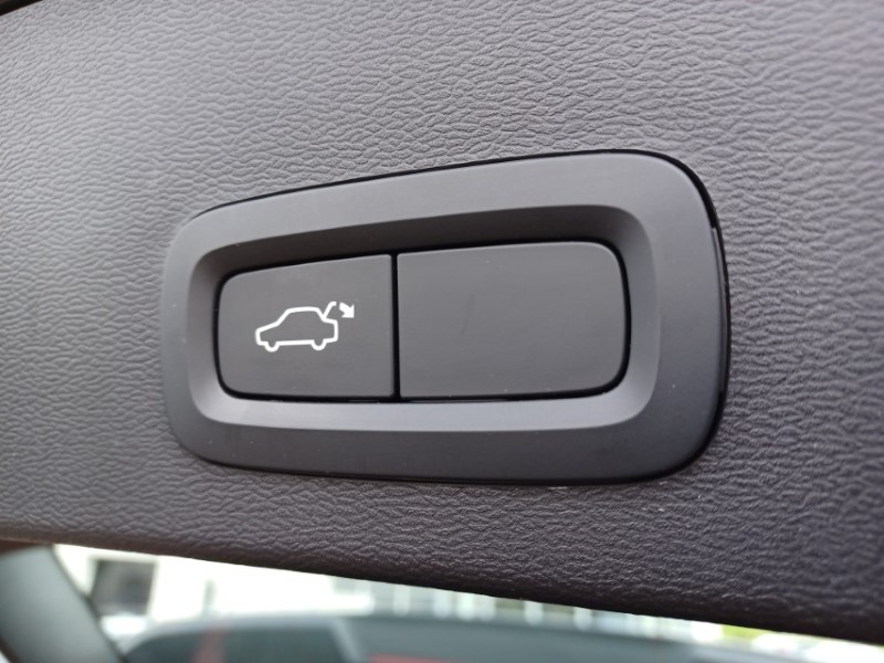 2019 (19) VOLVO XC40 1.5 T3 Inscription 5dr 5681738