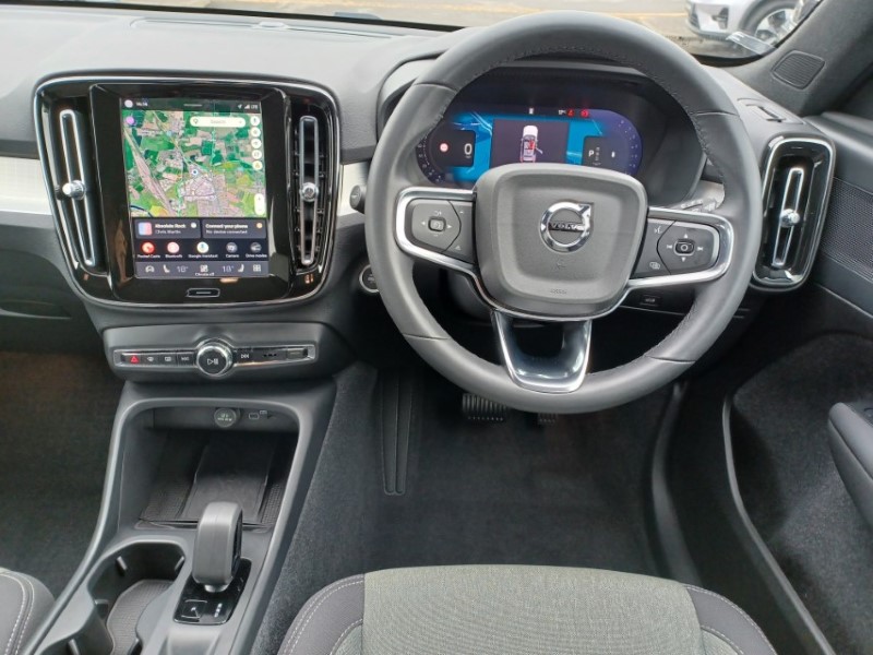 2024 (73) VOLVO XC40 2.0 B3P Core 5dr Auto 5684250