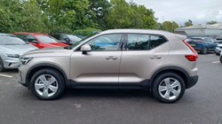 2024 (73) VOLVO XC40 2.0 B3P Core 5dr Auto 5684244