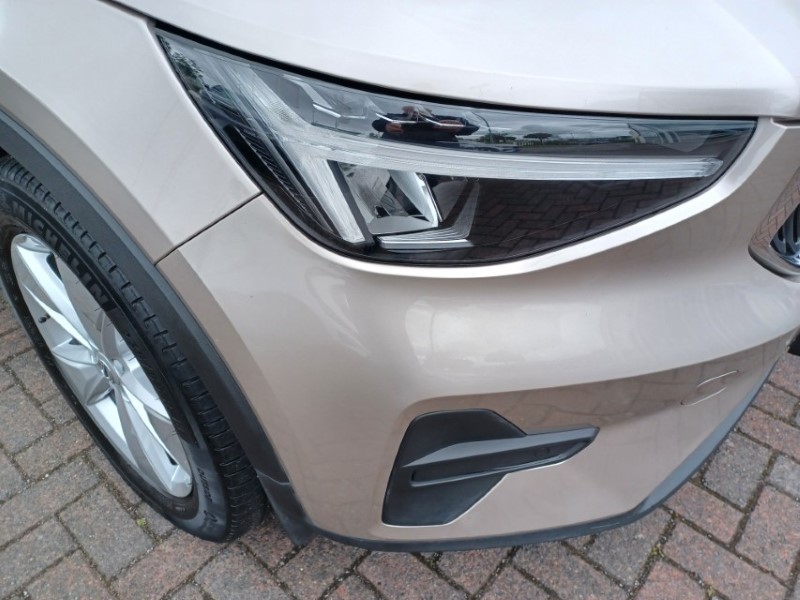 2024 (73) VOLVO XC40 2.0 B3P Core 5dr Auto 5684288