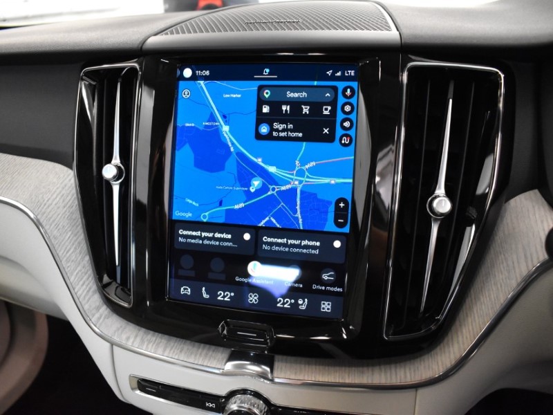 2022 (72) VOLVO XC60 2.0 B4D Plus Dark 5dr AWD Geartronic 5682928