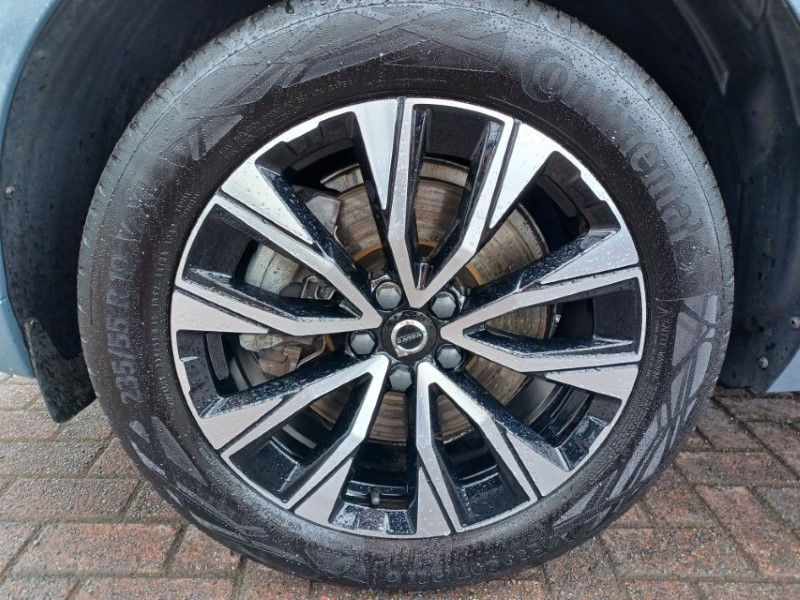 2022 (72) VOLVO XC60 2.0 B4D Plus Dark 5dr AWD Geartronic 5682944
