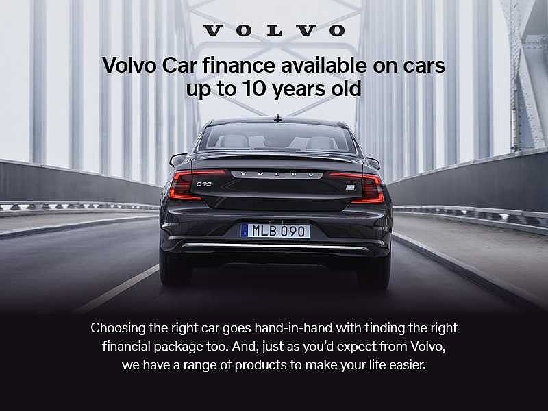 2023 (23) VOLVO XC40 2.0 B3P Core 5dr Auto 5672767