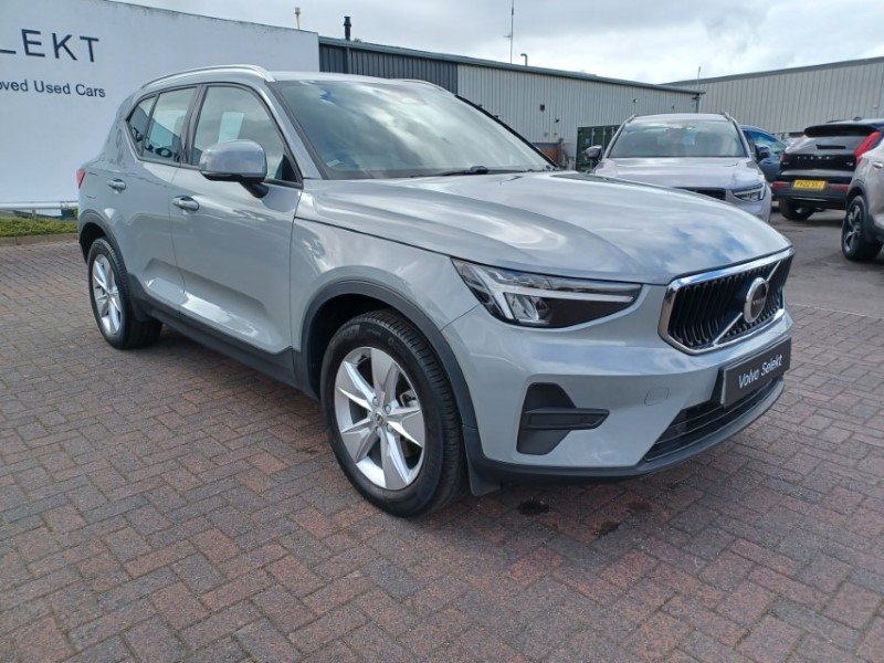 2023 (23) VOLVO XC40 2.0 B3P Core 5dr Auto