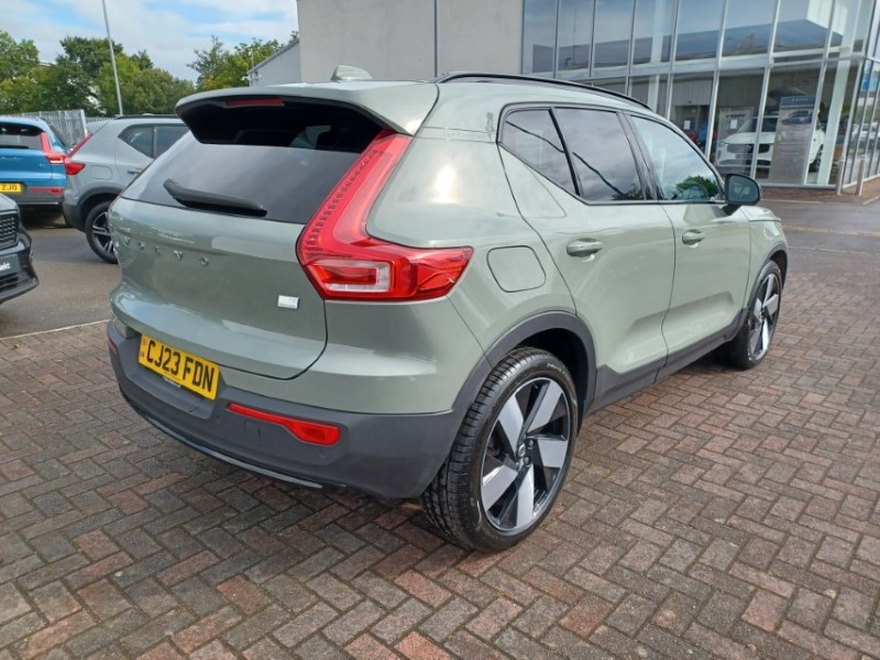 2023 (23) VOLVO XC40 1.5 T5 Recharge PHEV Ultimate Dark 5dr Auto 5733871