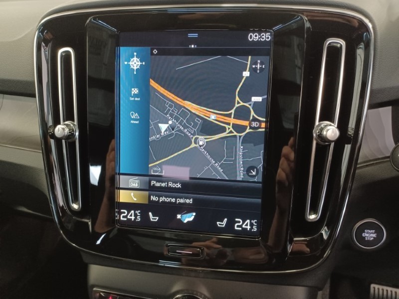2023 (23) VOLVO XC40 1.5 T5 Recharge PHEV Ultimate Dark 5dr Auto 5733884