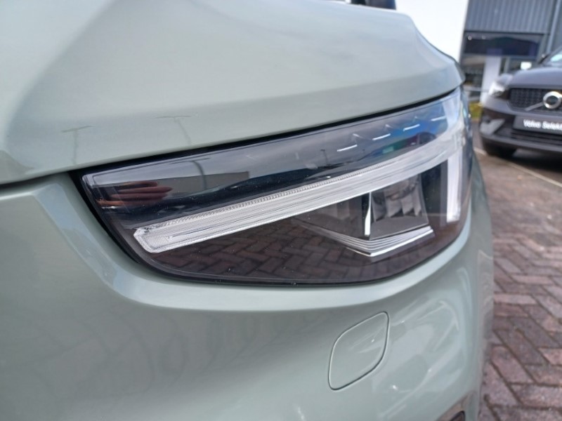 2023 (23) VOLVO XC40 1.5 T5 Recharge PHEV Ultimate Dark 5dr Auto 5733924