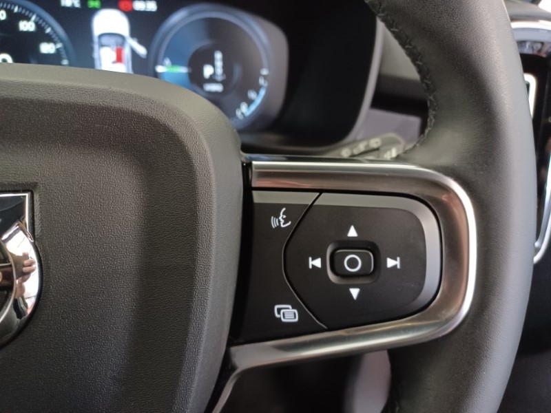 2023 (23) VOLVO XC40 1.5 T5 Recharge PHEV Ultimate Dark 5dr Auto 5733882