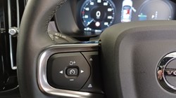 2023 (23) VOLVO XC40 1.5 T5 Recharge PHEV Ultimate Dark 5dr Auto 5733881