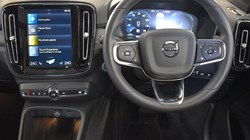 2023 (23) VOLVO XC40 1.5 T5 Recharge PHEV Ultimate Dark 5dr Auto 5733901