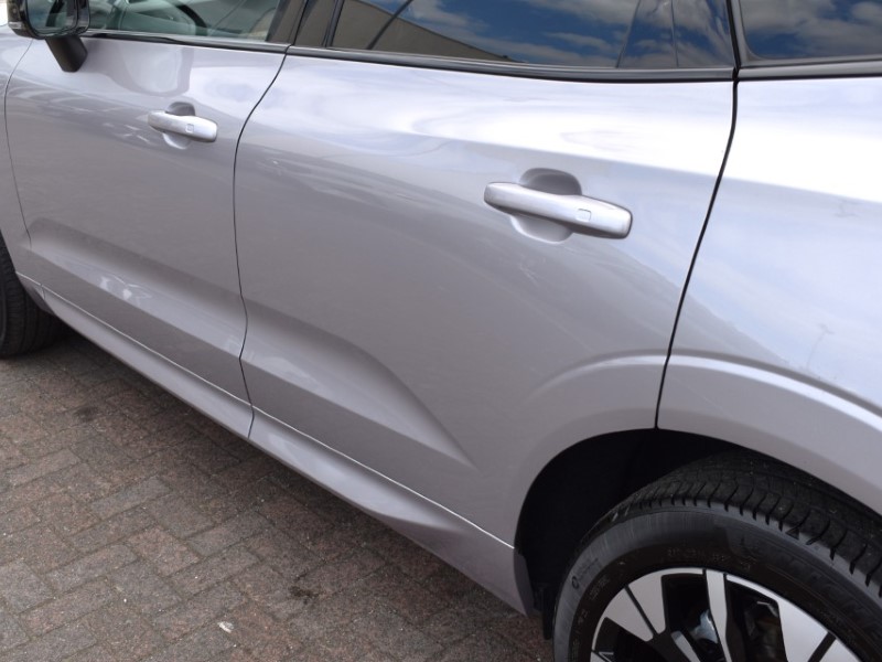 2025 (75) VOLVO XC60 2.0 B5P Plus Dark 5dr AWD Geartronic 5749202