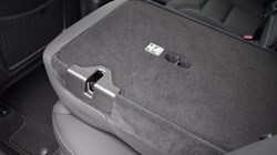 2025 (75) VOLVO XC60 2.0 B5P Plus Dark 5dr AWD Geartronic 5749145