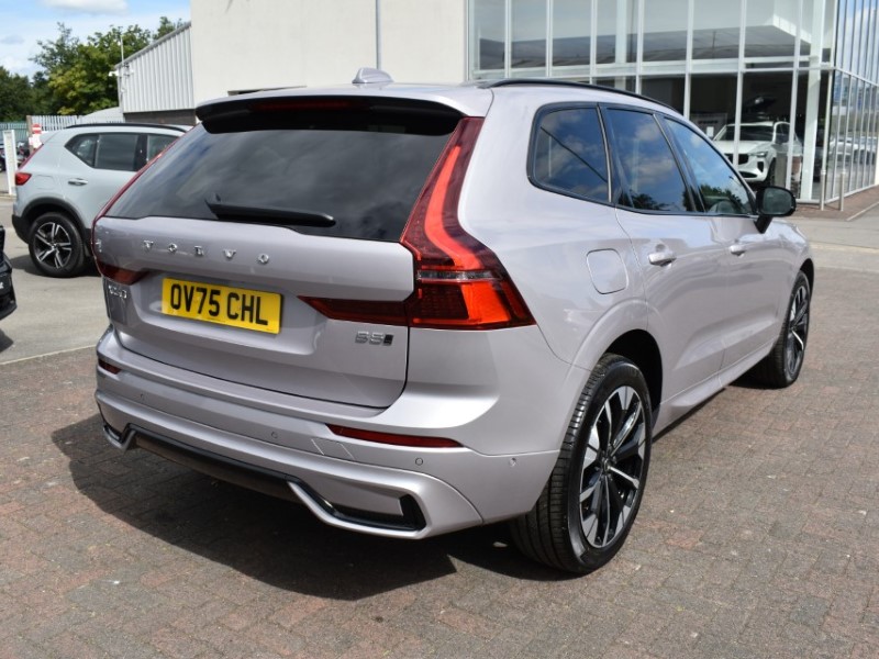 2025 (75) VOLVO XC60 2.0 B5P Plus Dark 5dr AWD Geartronic 5749111