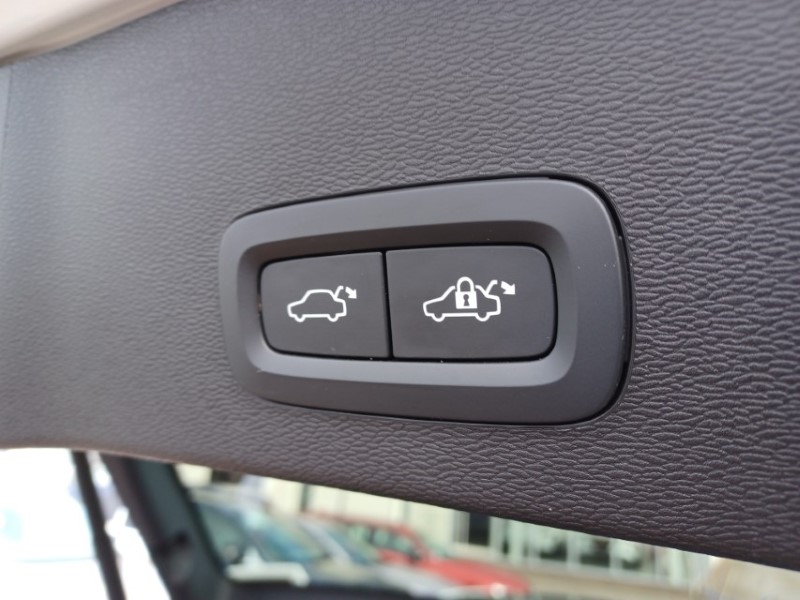 2023 (23) VOLVO C40 170kW Recharge Ultimate 69kWh 5dr Auto 5788952