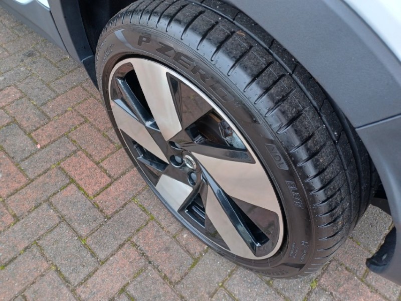 2023 (23) VOLVO C40 170kW Recharge Ultimate 69kWh 5dr Auto 5788984